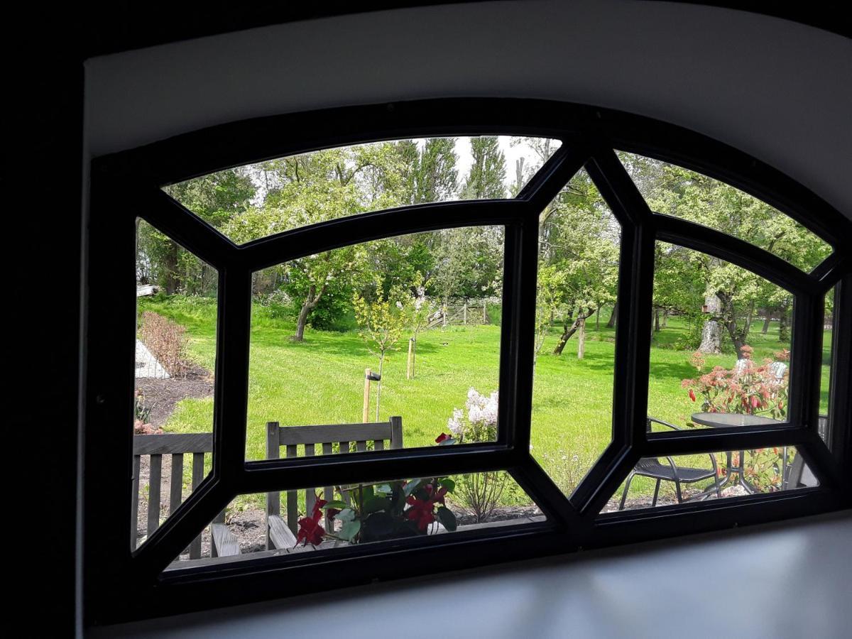 Het Kraaienbosch Bed & Breakfast Zegveld Екстериор снимка